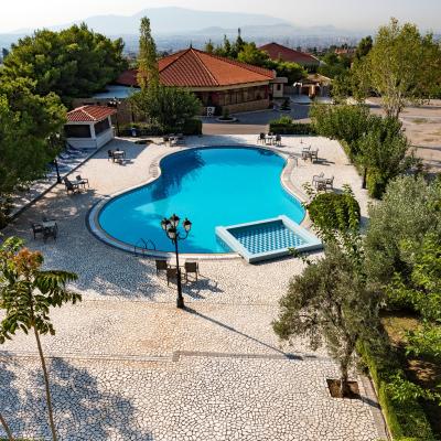 Acharnis Kavallari Hotel Suites (Parnithos Avenue 384 13674 Athènes)
