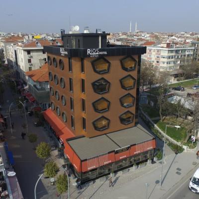 Rios Edition Hotel (Cevizlik Mahallesi Kennedy Caddesi No:5 Bakırköy 34142 Istanbul)