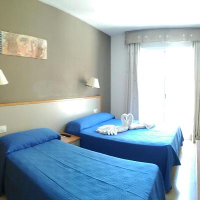 Hotel Cosmos Tarragona (Estanislao Figueras, 57 43002 Tarragone)