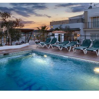 Hotel Ninays (Girona, 25 17310 Lloret de Mar)