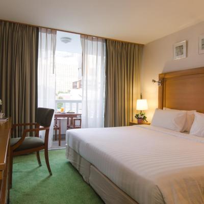 AT EASE saladaeng by AETAS (5 Soi Saladaeng 1, Silom Rd 10500 Bangkok)