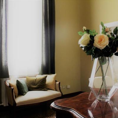 Rooms H Ercolani (Strada Maggiore, 47 40125 Bologne)