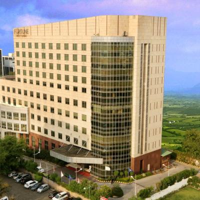 Fortune Select Global, Gurugram - Member ITC's Hotel Group (MG Road, Next to Gurudronacharya Metro Station 122002 Gurgaon)