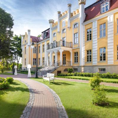Relais & Châteaux Hotel Quadrille - Adults Only (Folwarczna 2 81-547 Gdynia)