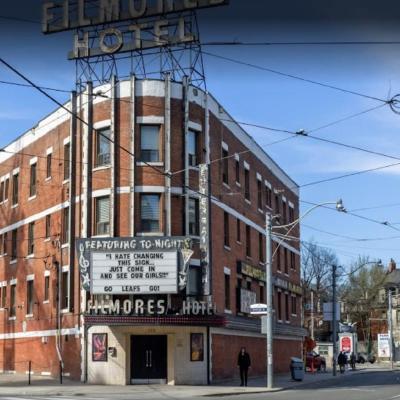 Filmores Hotel (212 Dundas Street East M5A 1Z6 Toronto)