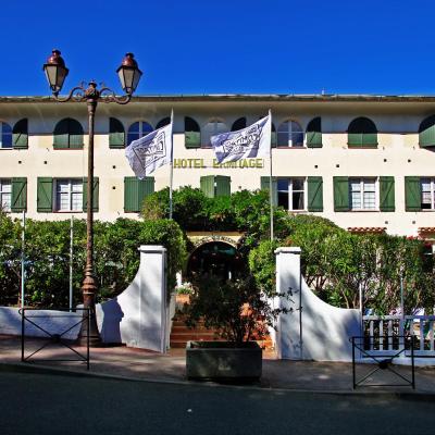 Hotel Ermitage (Avenue Paul Signac 83990 Saint-Tropez)