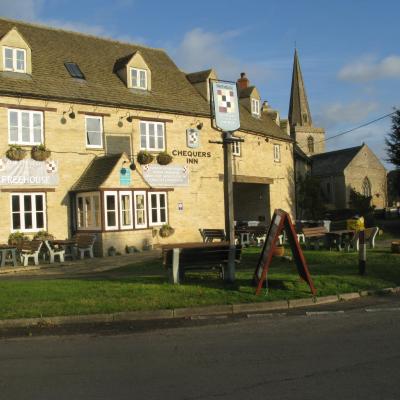 The Chequers Inn (6 The Green, Cassington OX29 4DG Oxford)