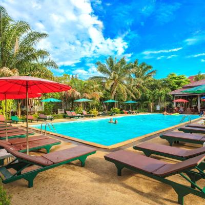 Lanta Klong Nin Beach Resort (324 Moo 6 Koh Lanta Yai 81150 Koh Lanta)