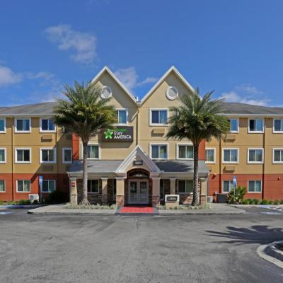 Extended Stay America Select Suites - Jacksonville Salisbury Rd Southpoint (4693 Salisbury Road FL 32256 Jacksonville)