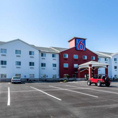 Motel 6-Indianapolis, IN - Southport (4345 Southport Crossing IN 46237 Indianapolis)