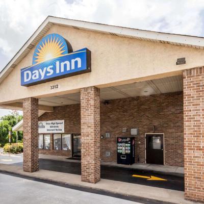 Days Inn by Wyndham Nashville N Opryland/Grand Ole Opry (3312 Dickerson Pike TN 37207 Nashville)