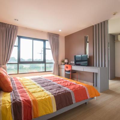 Live at Home Sukhumvit 105 (20 Soi Lasalle 20 Sukhumvit 105 Road, Bangna, Bangna  10260 Bangkok)