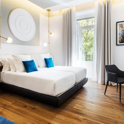 One Shot Fortuny 07 (7 Calle de Fortuny 28010 Madrid)