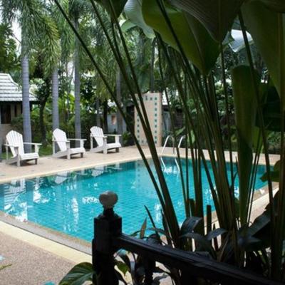 The Royal Shilton Resort (159/8 Jedyod Soi 7, Jedyod-Changkian Rd., Changpuek, Muang 50300 Chiang Mai)