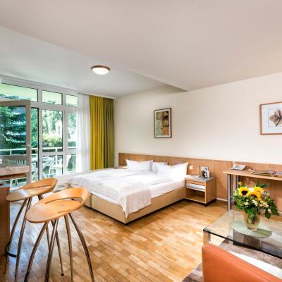 Westlife Apart Hotel Berlin (Heerstr. 80 14055 Berlin)