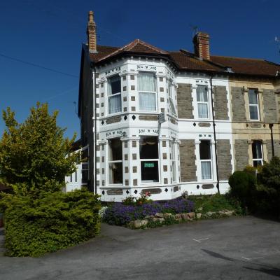 The Elms Guest House Bristol (53 Gloucester Road North Filton Park BS7 0SN Bristol)