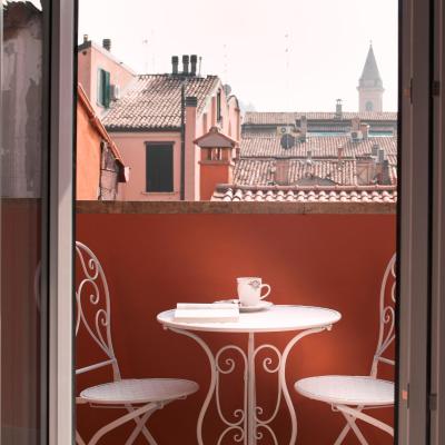 BED IN BO Porta San Mamolo (7 Via Mirasole 40124 Bologne)