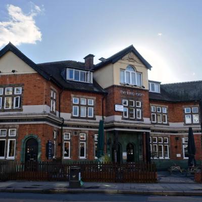 The Long Room Hotel and Bar (130 Mitcham Road the Long Room SW17 9NH Londres)