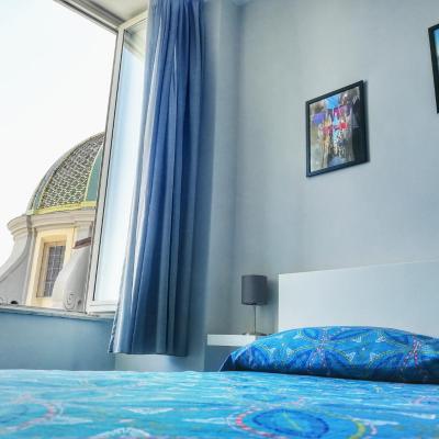 Casa Sannì (Corso Amedeo di Savoia, 172 80136 Naples)