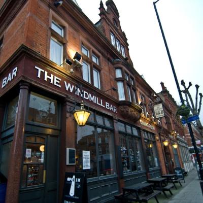 The Windmill (57 Cricklewood Broadway NW2 3JX  Londres)
