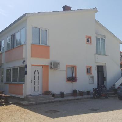 Guest House Dijana (Rapska 3, Krk 51500 Krk)