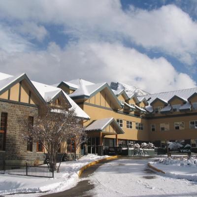 Photo YWCA Banff Hotel