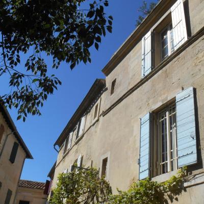 Arles Bienvenue (32, Place Balechou 13200 Arles)