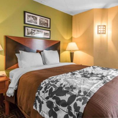 The Douillet by Demeure Hotels (4620 Enterprise Way OK 73128 Oklahoma City)