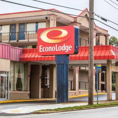 Econo Lodge (1360 Virginia Avenue GA 30344 Atlanta)