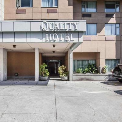 Quality Hotel Airport - South (7228 Westminster Highway V6X 1A1 Richmond)