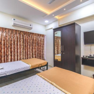 Nest Dormitory (Nadiadwala Colony No.1 SV Road, Malad West 400064 Mumbai)