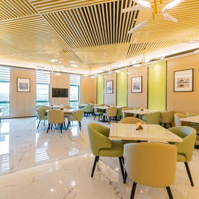 Photo Atour Hotel (Nanjing Xingang Development Area)