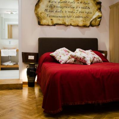 B&B Sosta Flegrea (Via Giovanni Chiarini 14 piano 2 80125 Naples)