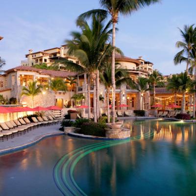 Hacienda Beach Club & Residences (Gomez Farias S/N Colonia el Medano 23453 Cabo San Lucas)