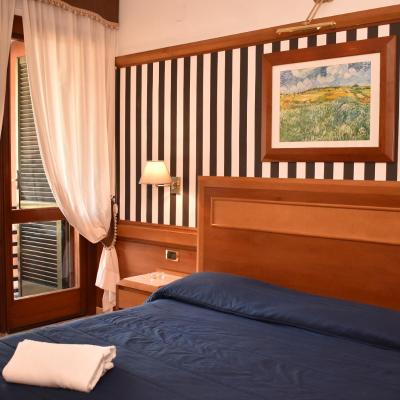 Hotel Miravalle (Via Astroni, Agnano 380 80100 Naples)