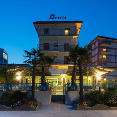 Hotel Delaville Frontemare (XXVII° Accesso Al Mare, Via Bafile 30016 Lido di Jesolo)