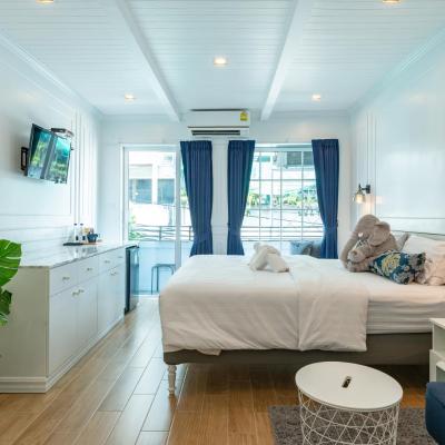 White Ivory Bed And Breakfast (535,537 Soi Krungthonburi 6, Krungthonburi Rd., Bangrumbhoorang Klongsarn 10600 Bangkok)