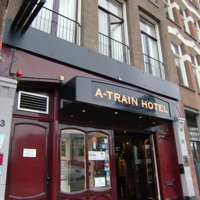 A-Train Hotel (Prins Hendrikkade 23 1012 TM Amsterdam)