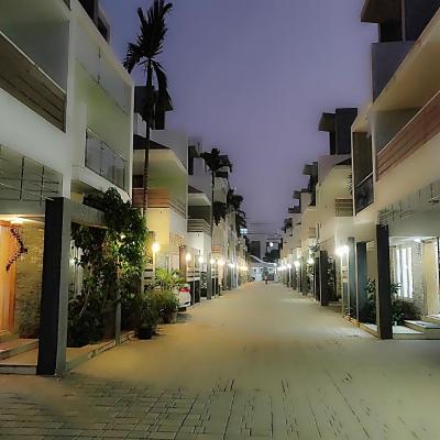 Swarna Sudarshan Service Apartments Sholinganallur (16 Anna Street OMR Road ,Sholinganallur 600119 Chennai)