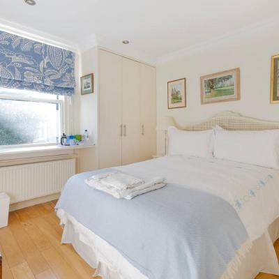 Fulham B&B (11 Ewald Road SW6 3NA Londres)