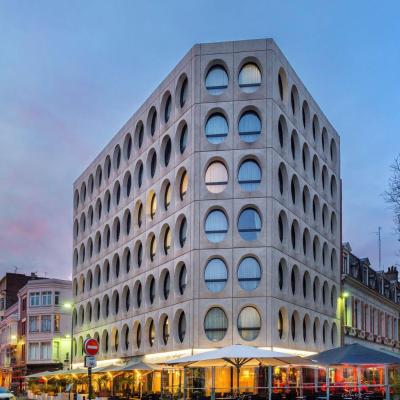 Best Western Premier Why Hotel (7 bis Square Morisson 59000 Lille)