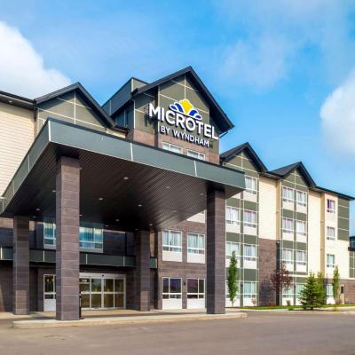 Microtel Inn & Suites by Wyndham Red Deer (126 Leva Avenue T4E 1B9 Red Deer)