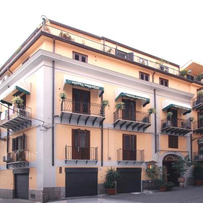 Hotel Cortese (Via Scarparelli 16 90134 Palerme)