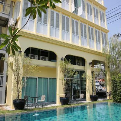 Latima Boutique Hostel (199 Saengchuto road, Thamakham Muaeng Kanchanaburi 71000 Kanchanaburi)