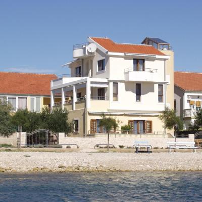 Villa Ivana B&B (Obala Kneza Domagoja 14 23000 Zadar)