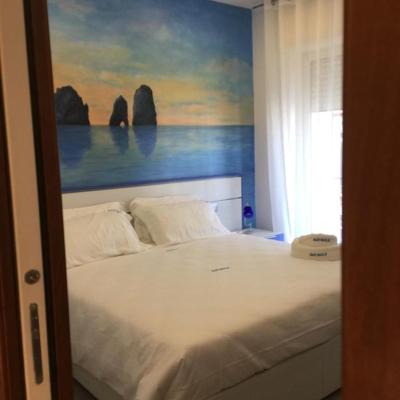 B&B Isole (Via Antonino D'Antona 20 80131 Naples)