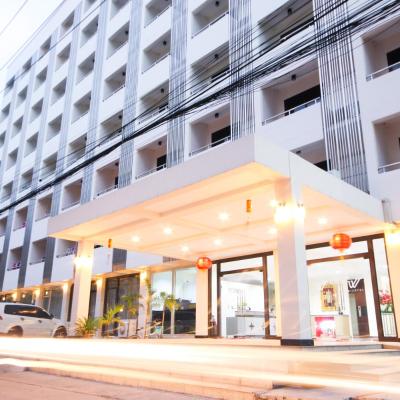 White House Bizotel (2  Chaloem Phrakiat Rama 9 Soi 23, Nong Bon, Prawet 10250 Bangkok)