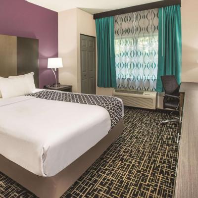 La Quinta Inn by Wyndham Indianapolis North at Pyramids (3880 West 92nd Street IN 46268 Indianapolis)