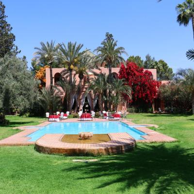 Dar Ayniwen Garden Hotel & Bird Zoo (Palmeraie Marrakech 40000 Marrakech)