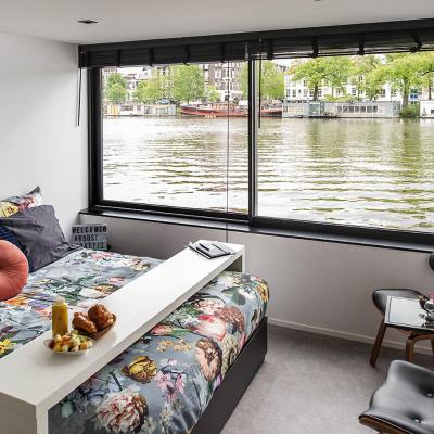 Houseboat Amsterdam - Room with a view (Amsteldijk 712 1074 JH Amsterdam)
